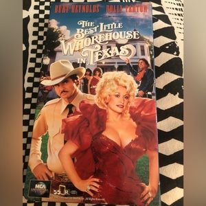 $3 ADD ON ⭐️🎥 🍿 📺⭐️ 📼 VHS- The Best Hoarhouse in Texas